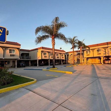 Orange Tustin Inn In 오렌지 외부 사진